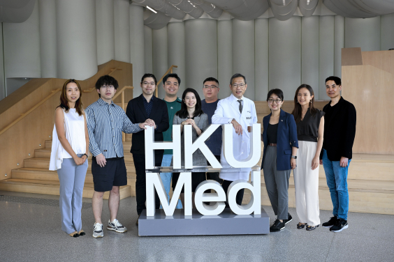 HKUMed study finds biosimilars provide better outcome and lower cost for rheumatoid arthritis treatment. Research team members include (from right) Professor Ian Wong Chi-kei, Dr Shirley Chan Chiu-wai, Professor Shirley Li Xue, Dean of Medicine Professor Chak-sing Lau, and Professor Esther Chan Wai-yin (front, middle).